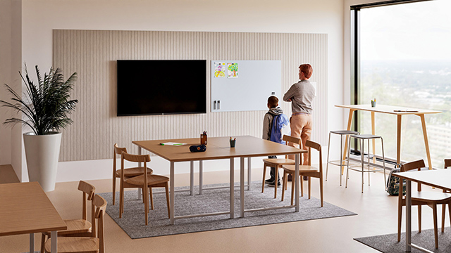 akoestische wandpanelen onderwijs, akoestiek klaslokaal, PET vilt akoestisch, akoestische panelen school, rust in klaslokaal, akoestische oplossing school